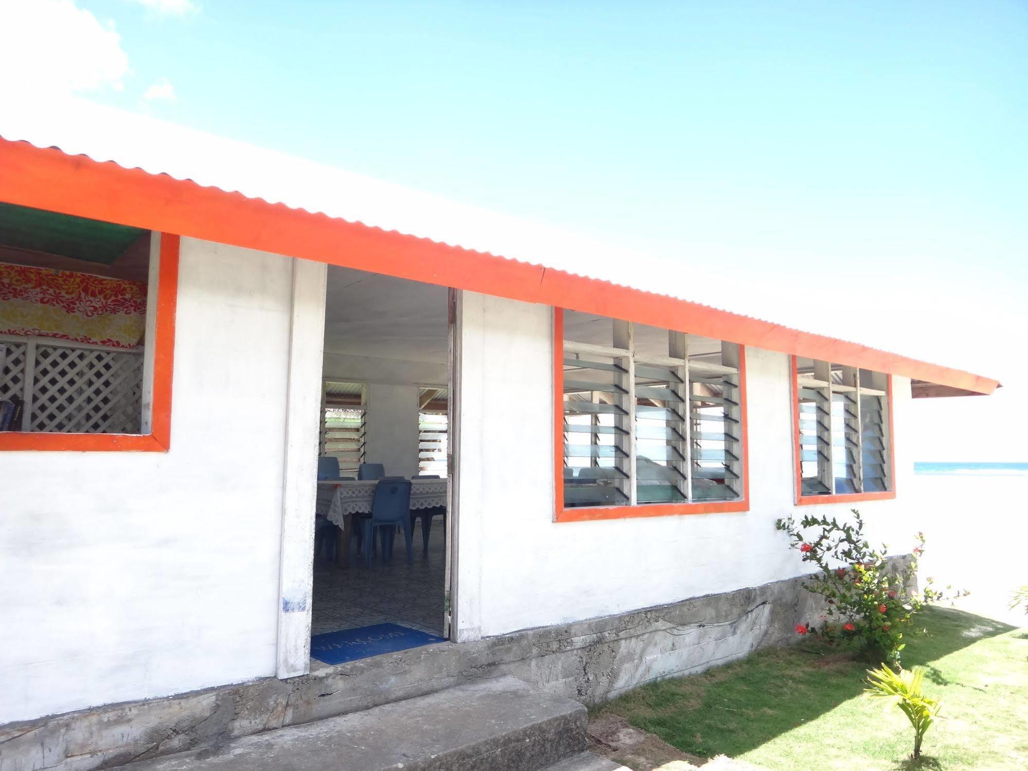 Tailua Beach Fales Manase Exterior photo