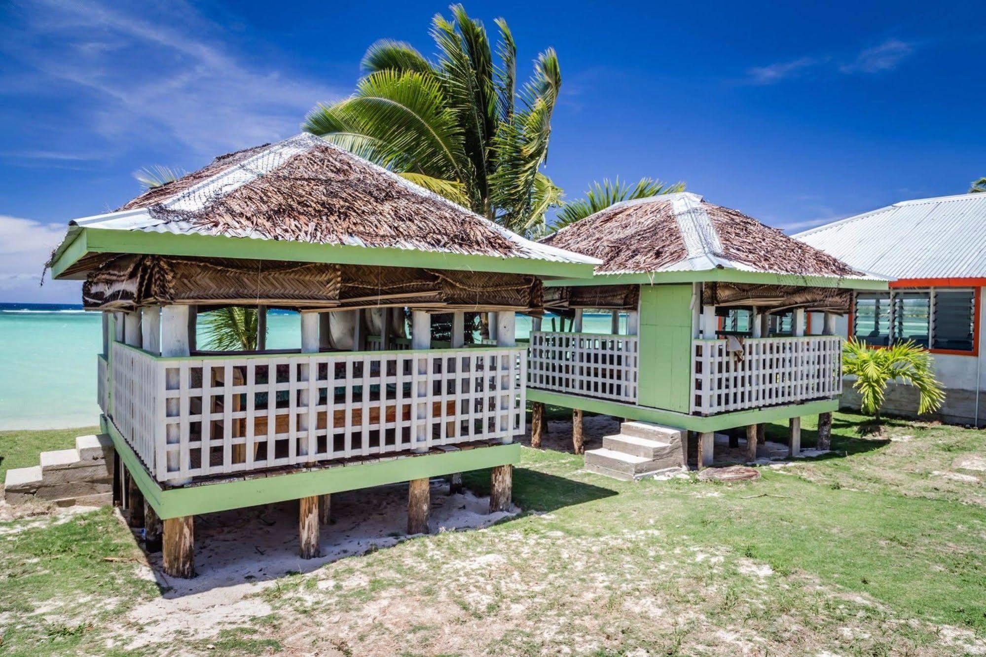 Tailua Beach Fales Manase Exterior photo